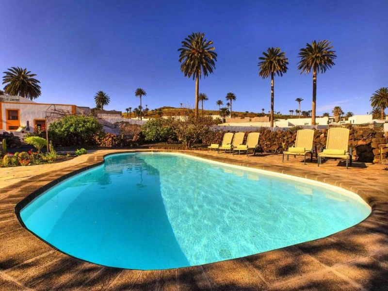 Kanaren Lanzarote Haria Unterkunft Poolbereich