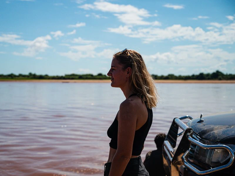 Frau mit eigenem Wagen in Madagaskar