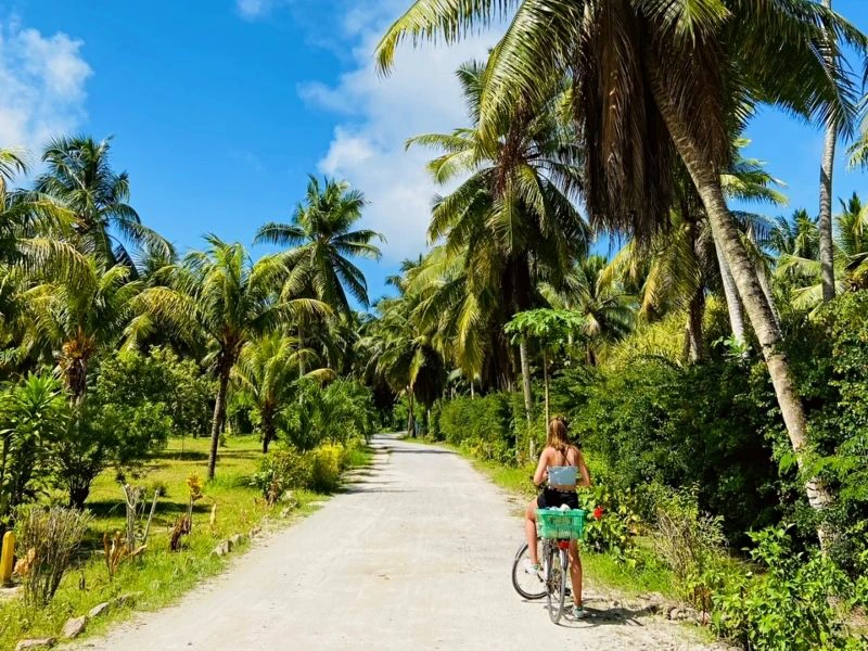Radfahren auf La Digue Seychellen