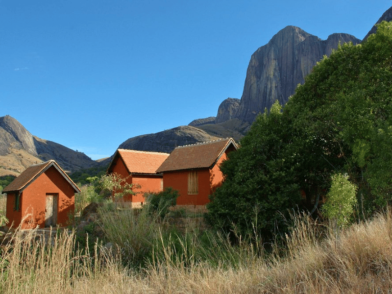 Tsaranoro Tal Komforthotel Madagaskar