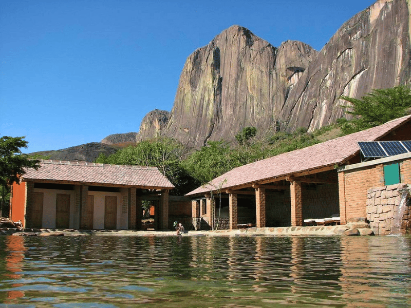 Tsaranoro Tal Komforthotel Madagaskar