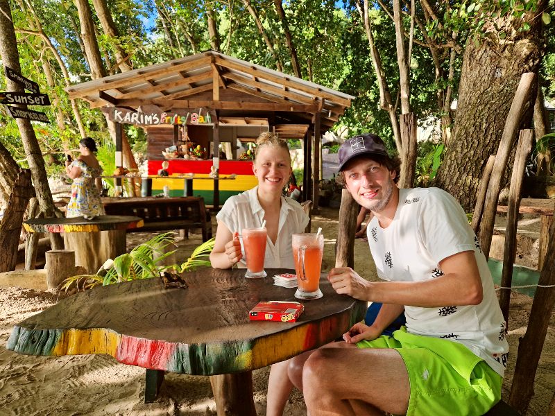 Fruit Bar auf La Digue Seychellen