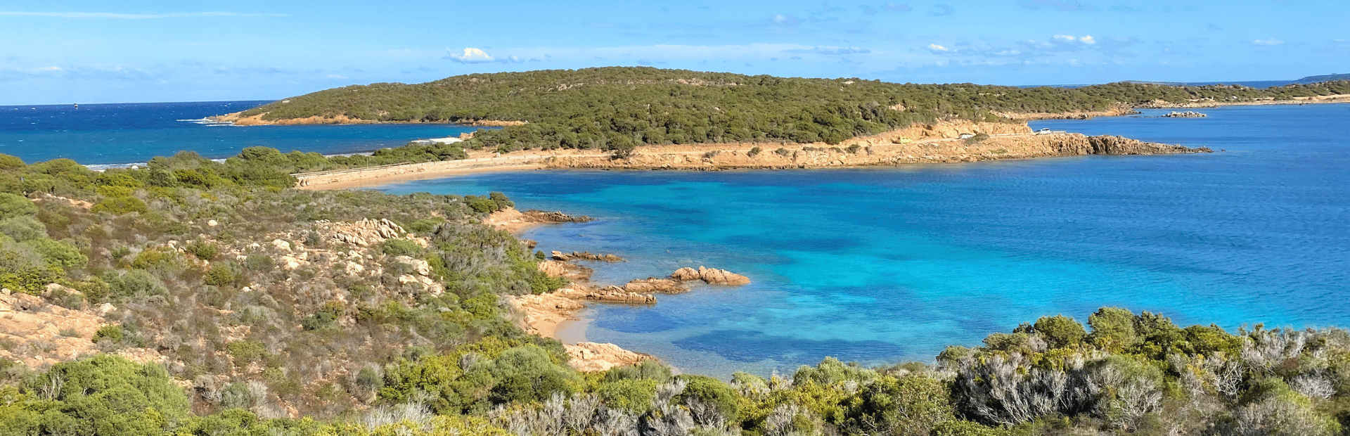 Küste von Sardinien