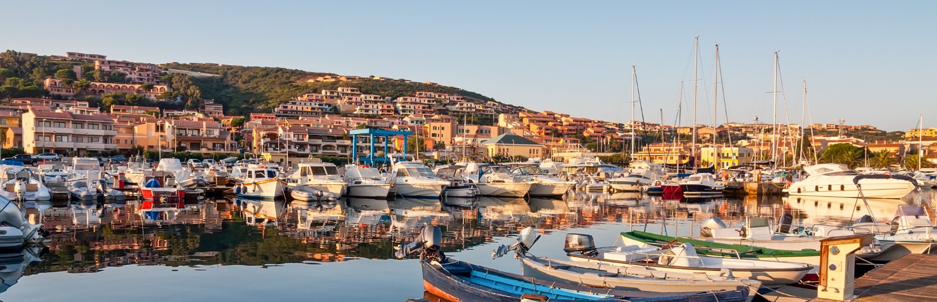 Hafen in Sardinien, Italien