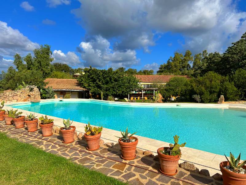 Pool im Agriturismo Costa Smeralda, Sardinien