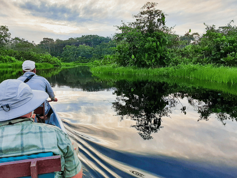 Bootsfahrt auf Fluss bei Tena
