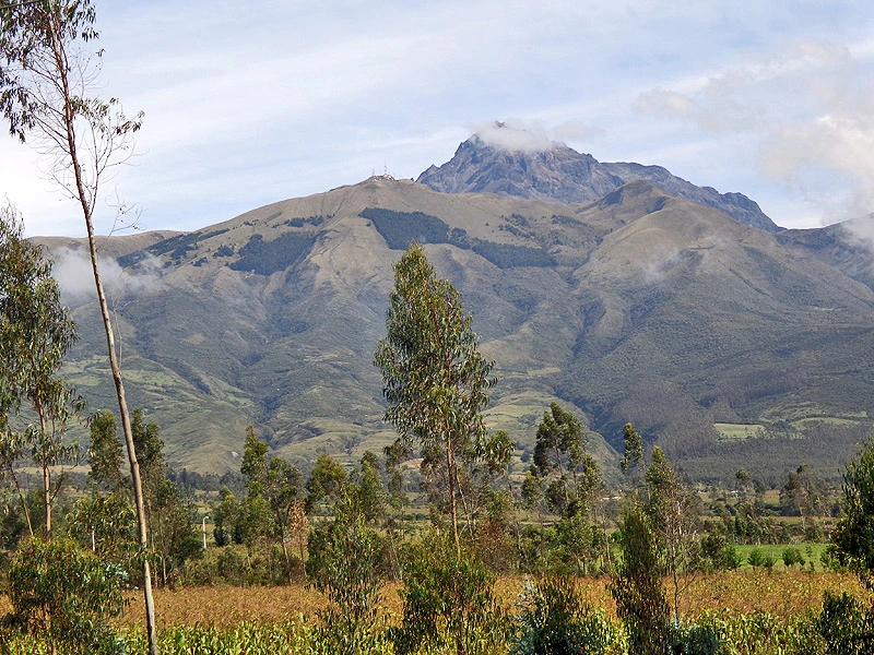 Berge in der Umgebung der Laguna Cuicocha