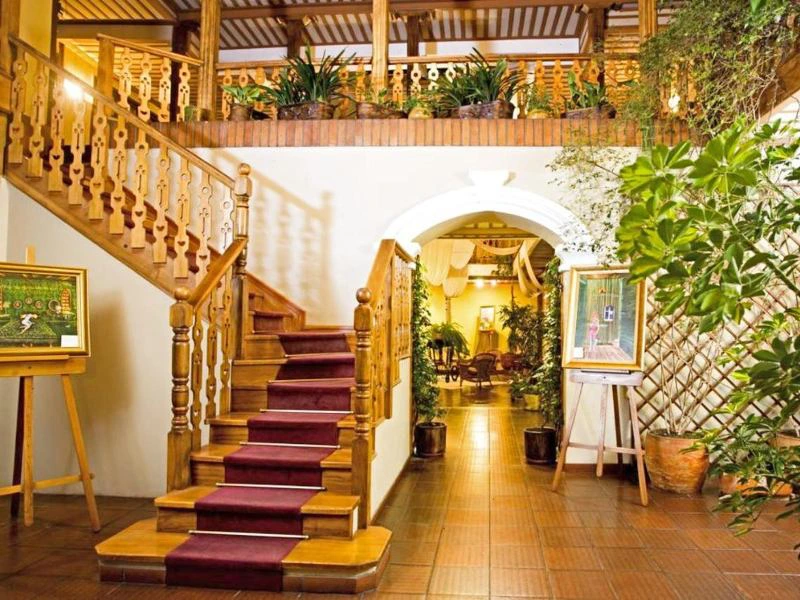 Treppenaufgang im Hotel in Cuenca, Ecuador