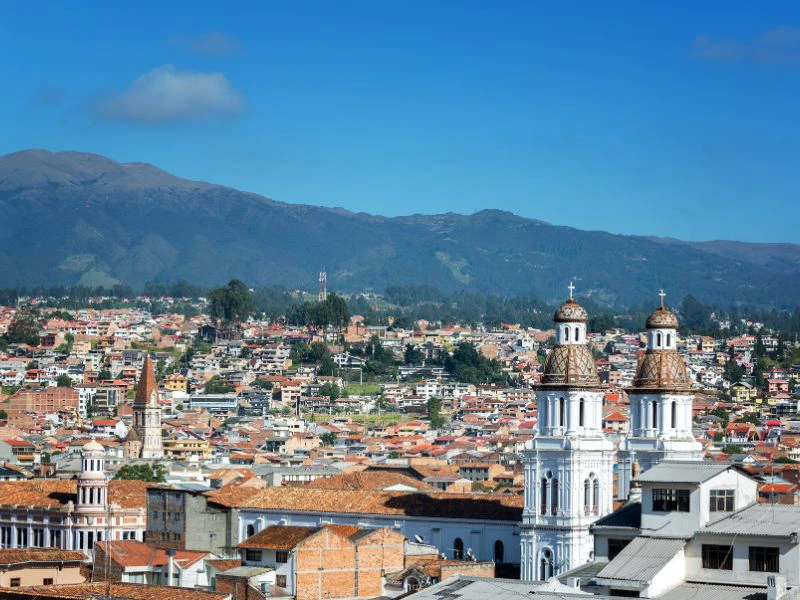 Blick auf Cuenca in Ecuador
