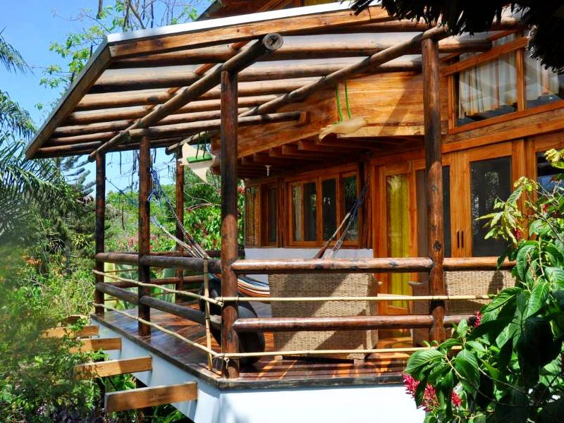 Veranda der Unterkunft in Puerto Lopez, Ecuador