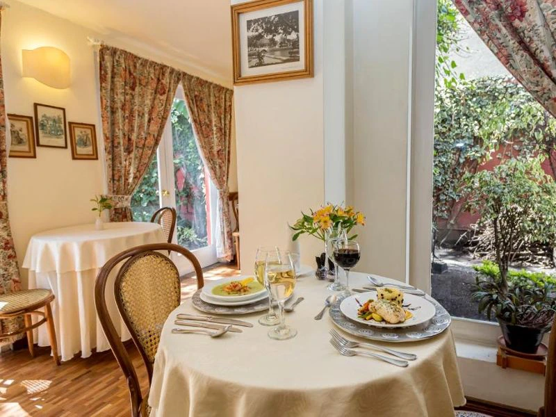 Frühstückszimmer im Hotel in Quito, Ecuador