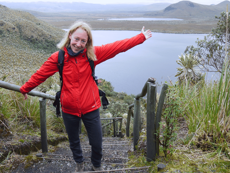 Reisender wandert im EL Angel Reservat