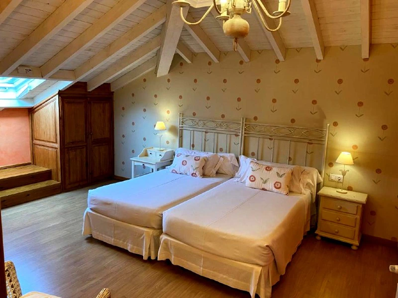 Schlafzimmer der Unterkunft in Picos de Europa, Spanien