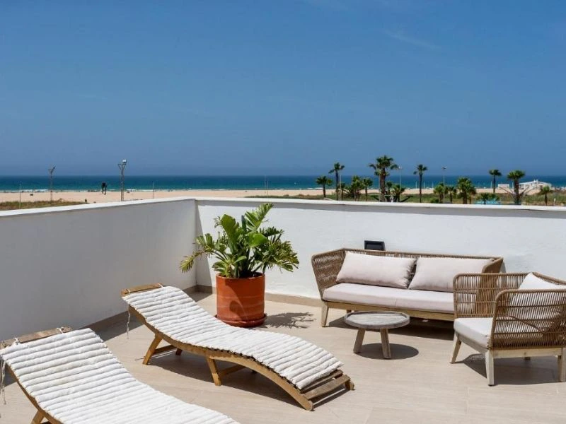 Dachterrasse des Apartments in Conil, Spanien