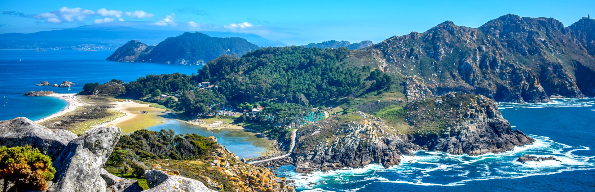 Blick auf die Küste bei Pontevedra, Spanien