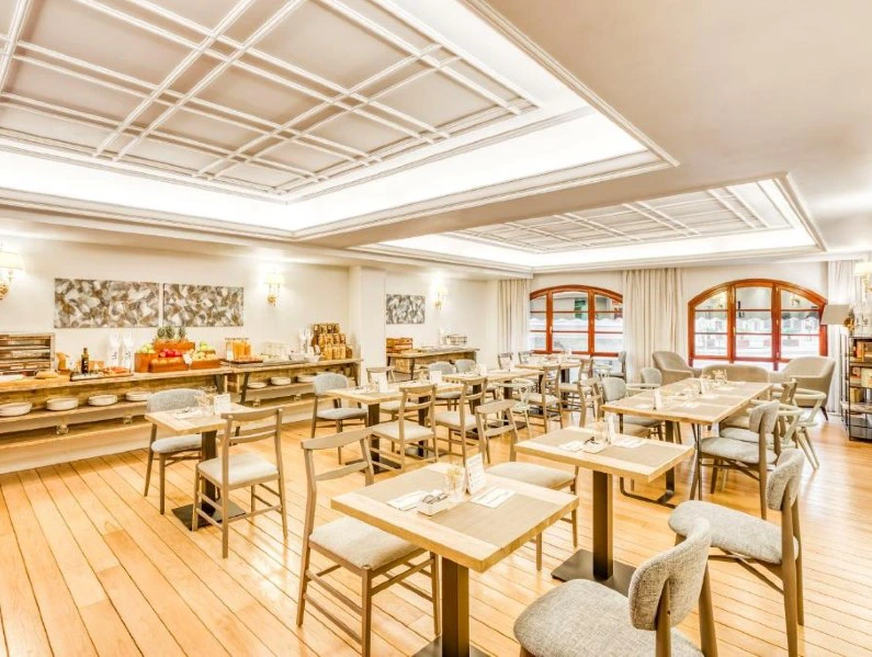 Frühstücksraum der Unterkunft in Bilbao