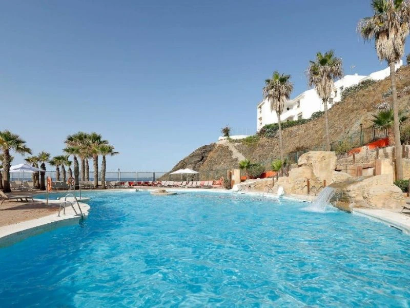 Pool der Unterkunft in Benalmadena, Spanien