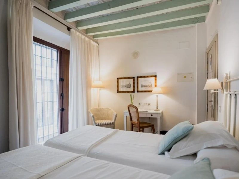 Zimmer im Stadthotel in Granada, Spanien