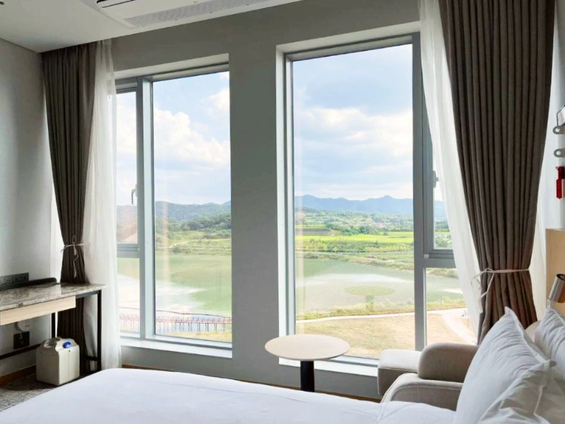 Modernes Zimmer im Hotel in Andong, Südkorea
