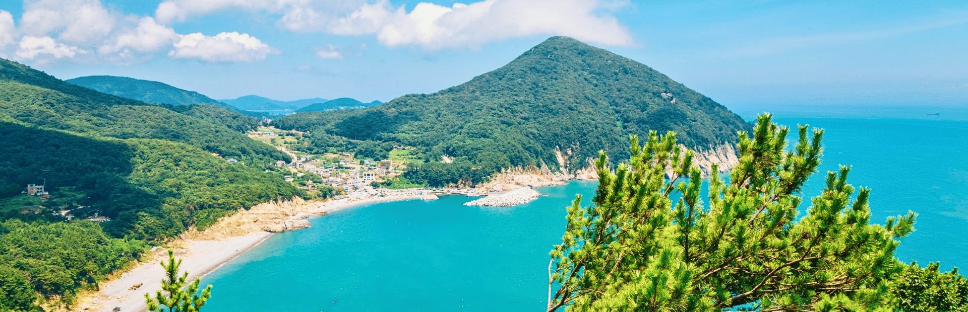Aussicht auf die Küste der Insel Geoje in Südkorea